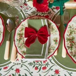 Online Mrs. Alice Christmas Garland Tablecloth