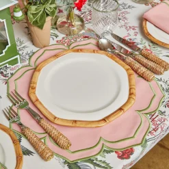 Hot Mrs. Alice Fleur Pink Placemats (Set Of 4)