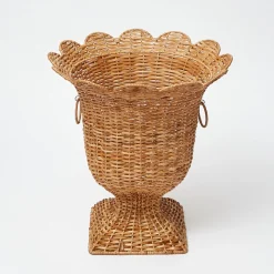 Best Mrs. Alice Liliana Scalloped Rattan Urn