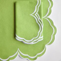 Clearance Mrs. Alice Serena Apple Green Scalloped Placemats (Set Of 4)