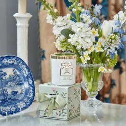 Mrs. Alice Velvet Oak Scented Candle